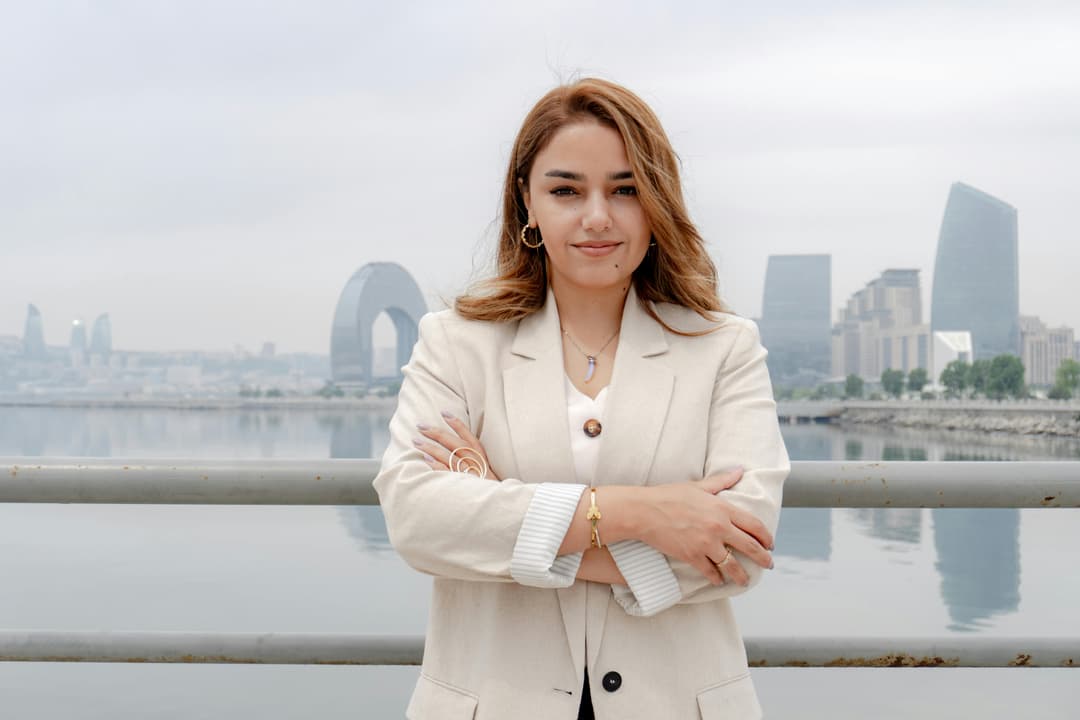 مايا ح.،  profile